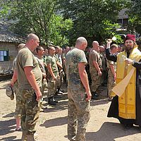 Благословення військовослужбовців, Пасха, 2016 
